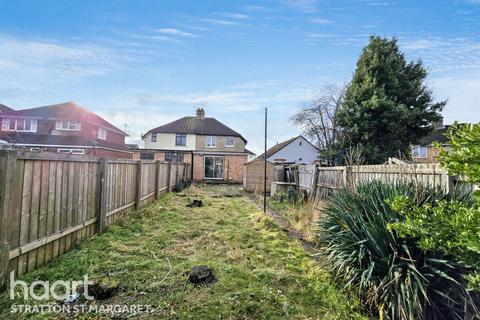 undefined, Fairford Crescent, Swindon