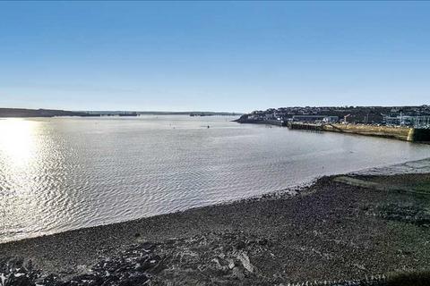 undefined, Flat D, 3 Pier Road, Milford Haven