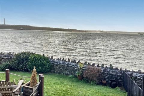 undefined, Flat D, 3 Pier Road, Milford Haven
