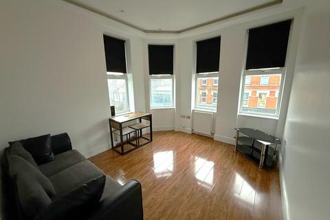 1 bedroom flat to rent, Park Parade