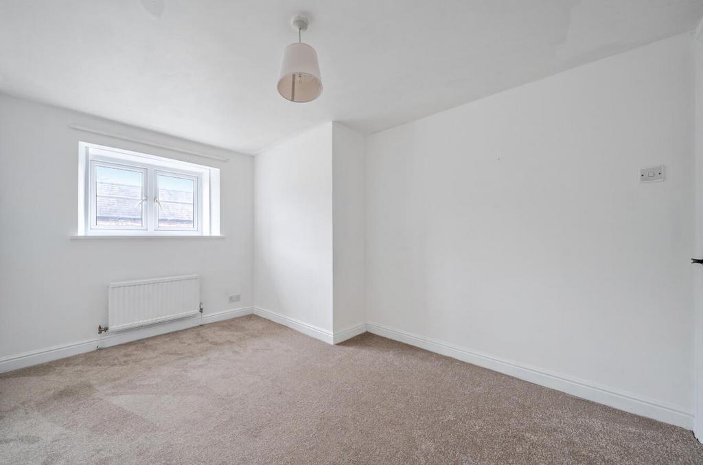 Bedroom .3