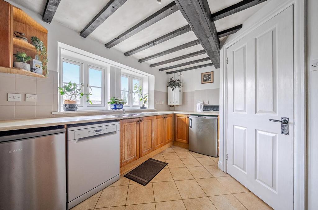 Kitchen .3