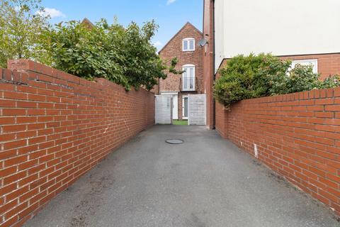 4 bedroom terraced house for sale - Severn Drive, Upton-Upon-Severn, WR8