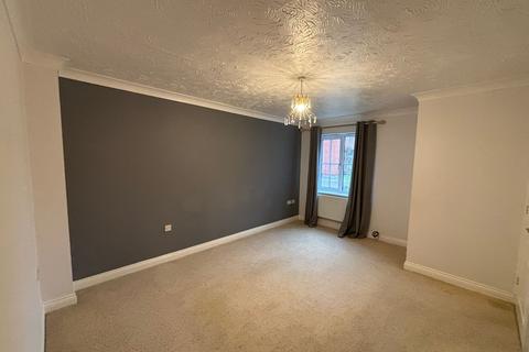 3 bedroom terraced house to rent, Youngs Close, Newark NG24