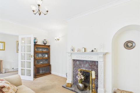 2 bedroom detached house for sale, High Street, Thornton-Le-Dale, YO18