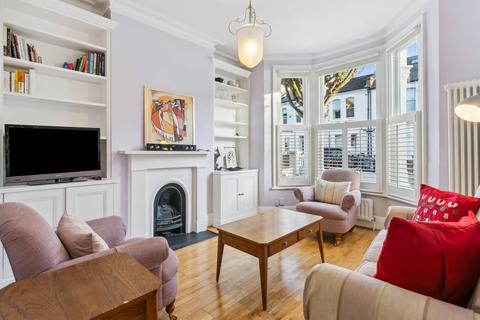 2 bedroom flat to rent, Brookville Road , London ,