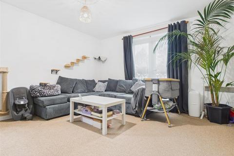 2 bedroom apartment for sale, Wolseley Road, Rugeley