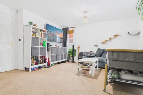 2 bedroom apartment for sale, Wolseley Road, Rugeley