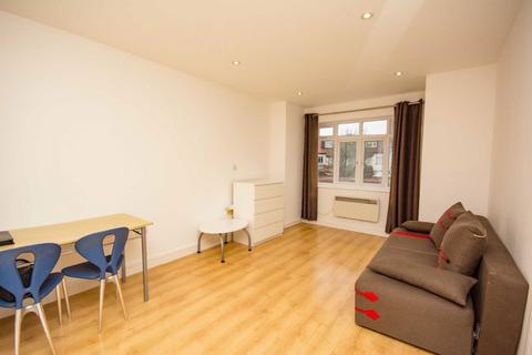 1 bedroom flat to rent, Neeld Crescent, London NW4