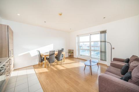 2 bedroom flat to rent, Cornell Square, London SW8