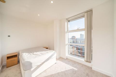 2 bedroom flat to rent, Cornell Square, London SW8
