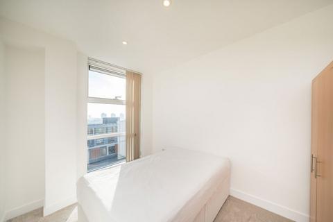 2 bedroom flat to rent, Cornell Square, London SW8
