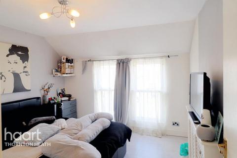 Northwood Road, Thornton Heath