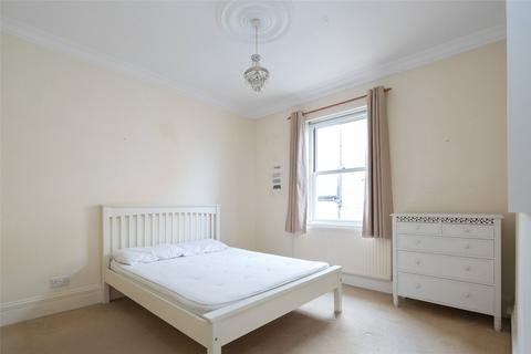 2 bedroom flat to rent, Earlsfield Road, London, SW18