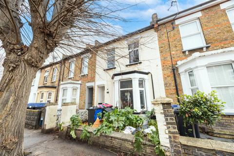 ALBANY AVENUE, Westcliff-On-Sea