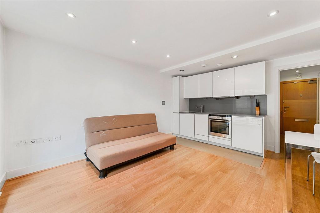 Caspian Wharf, E3