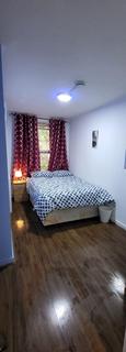 1 bedroom flat to rent, Hollybush Gardens