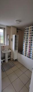 1 bedroom flat to rent, Hollybush Gardens