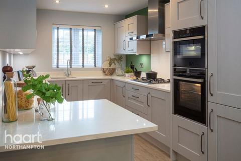 4 bedroom detached house for sale, The Moreton, Northampton