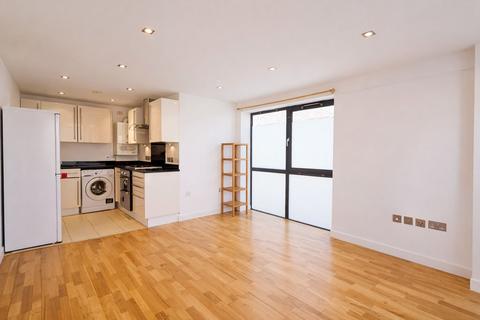 undefined, Redmans Road, London, E1