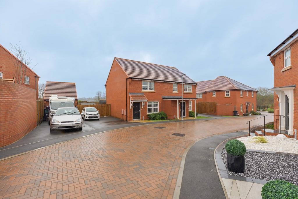 Ewemove Taunton - Boles Road