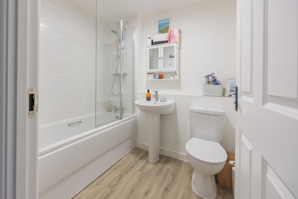 Ewemove Taunton Boles Road (7)