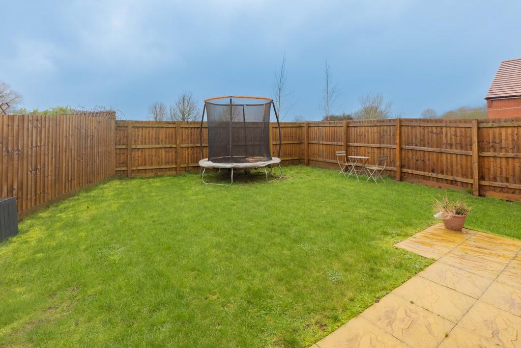 Ewemove Taunton Boles Road (14)