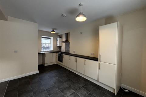 2 bedroom flat to rent, Gibbon Street, Bishop Auckland