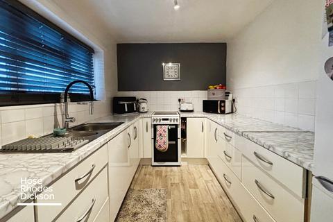 3 bedroom house for sale, Woods Drive, Apse Heath, Sandown