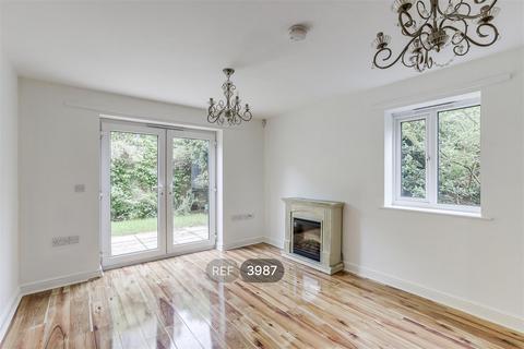 2 bedroom flat to rent, Ripley DE5