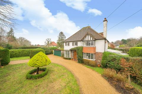 4 bedroom detached house for sale - East Horsley, Leatherhead