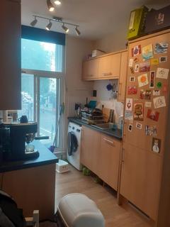 1 bedroom flat to rent, Goldhawk Road, London W12