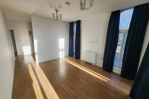 1 bedroom flat to rent, Goldhawk Road, London W12