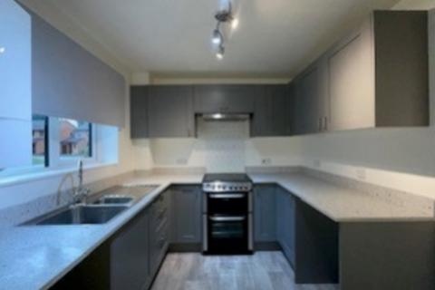 2 bedroom terraced house to rent, 47 Lambourn Drive, Racecourse Lane SY3 5HE