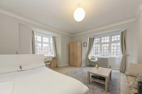 undefined, Judd Street, London WC1H