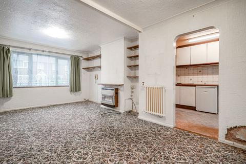 3 bedroom terraced house for sale, Wixford Grove. Shirley
