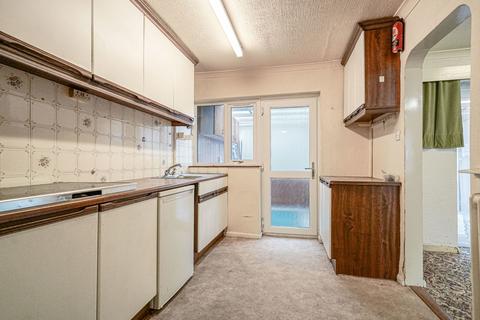3 bedroom terraced house for sale, Wixford Grove. Shirley