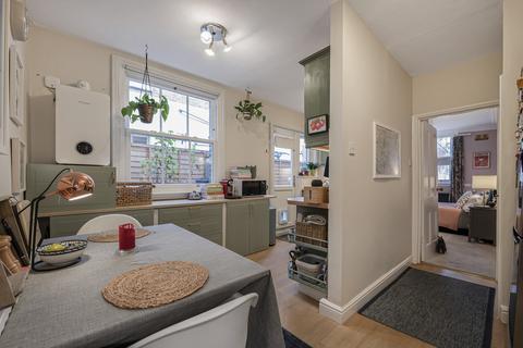 2 bedroom apartment for sale, Samos Road, London, SE20