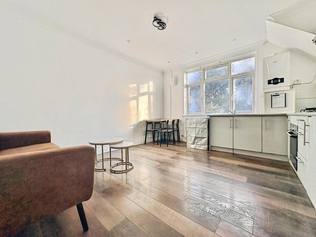 Reception/Kitchen