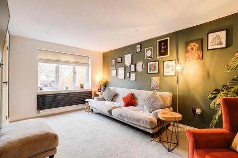 2 bedroom semi-detached house for sale, Greenwood Gardens, Nottingham NG11