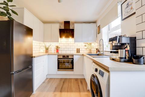 2 bedroom semi-detached house for sale, Greenwood Gardens, Nottingham NG11
