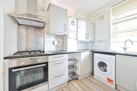 1 bedroom flat to rent, Doddington Grove, Kennington, London, SE17