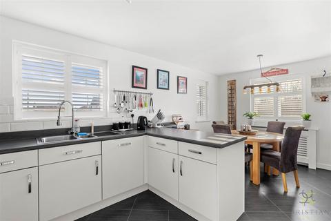 undefined, Pardoe Drive, Pershore