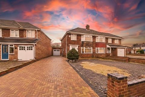 3 bedroom semi-detached house for sale - Liddington Road, Gloucester GL2