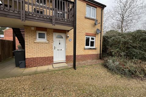 1 bedroom flat for sale, Far Pasture, PETERBOROUGH PE4