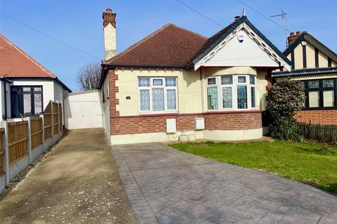3 bedroom bungalow for sale, Blenheim Chase, Leigh-on-Sea, Essex, SS9