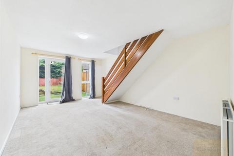 2 bedroom terraced house for sale, Hazel Close, Gloucester