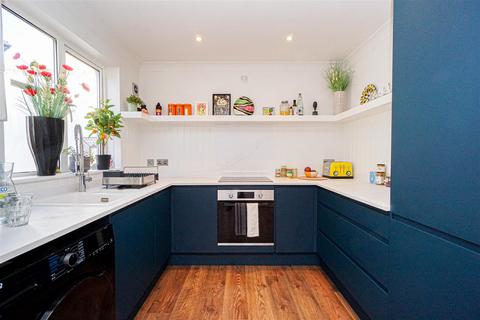 3 bedroom detached house for sale, Sandrock Hall, Hastings