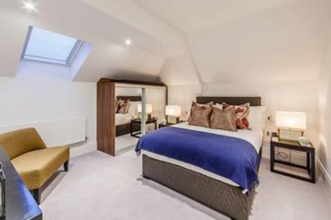 2 bedroom flat to rent, Rainville Road, W6