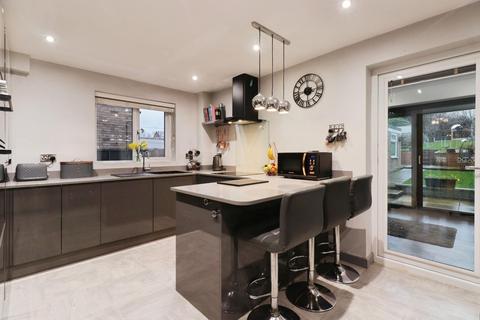 4 bedroom semi-detached house for sale, Ribble Croft, Chapeltown, Sheffield